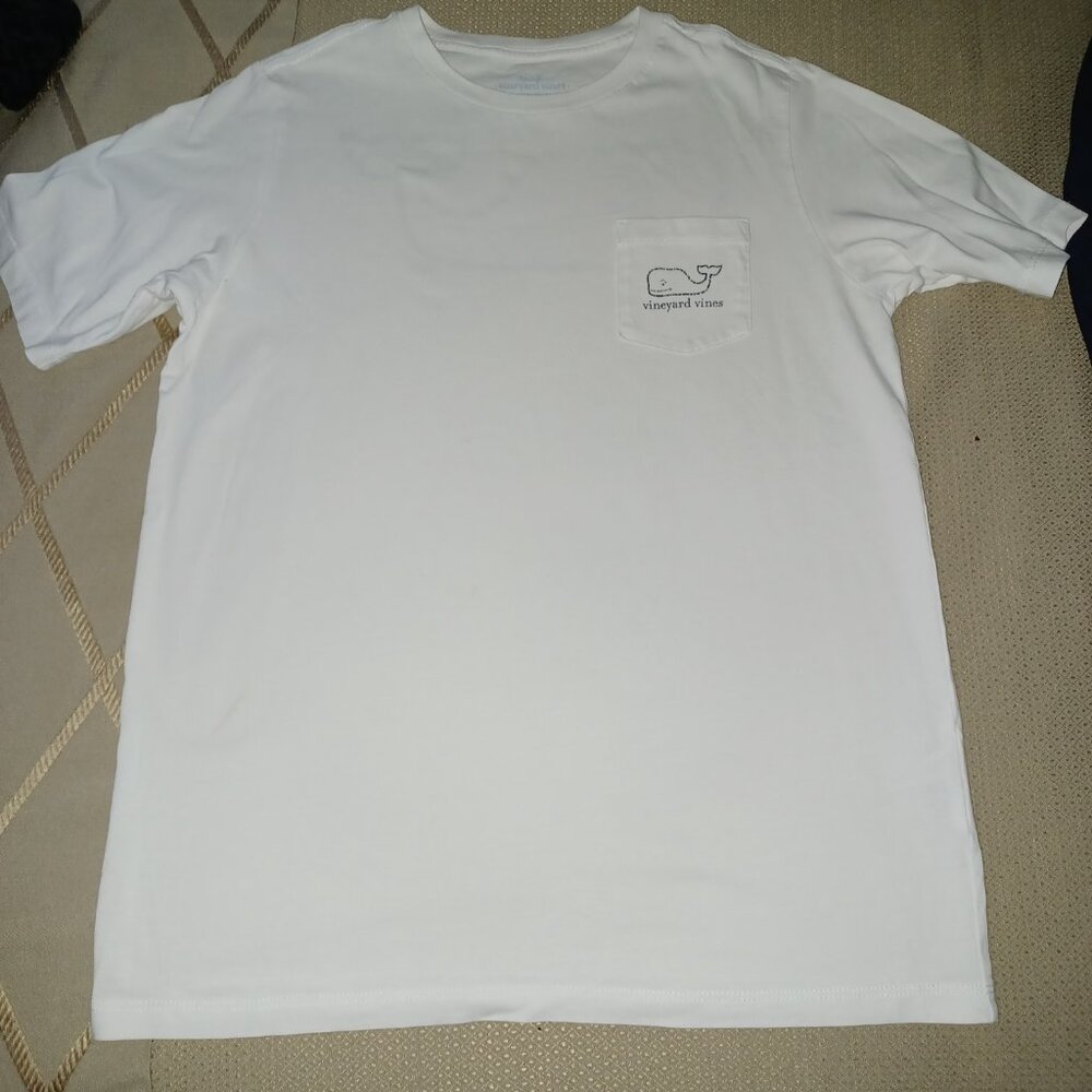 Vineyard vines T-shirt